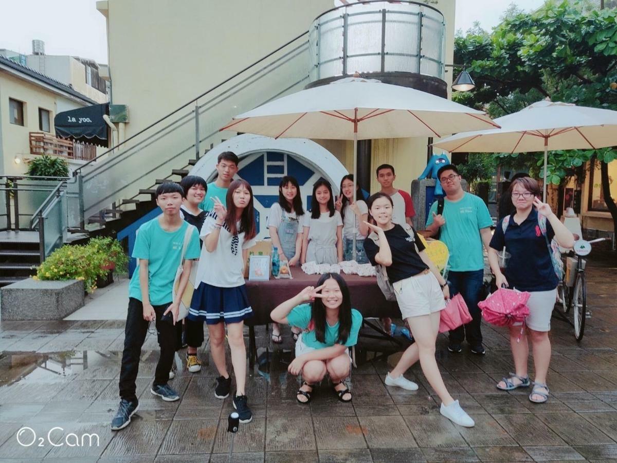 Hostel Mydeer Backpacker Tainan Exterior foto